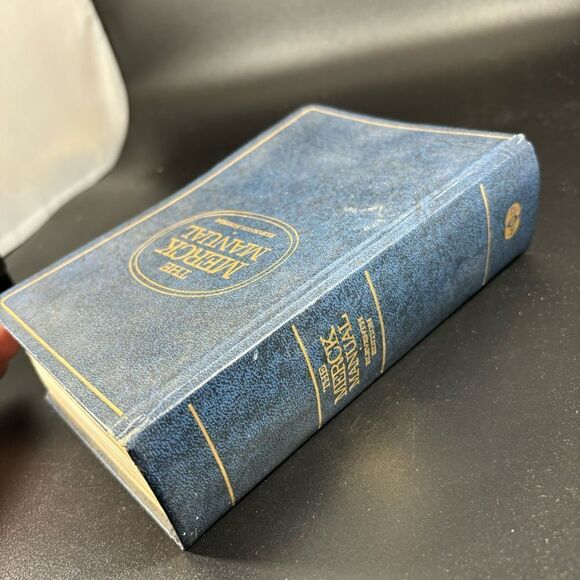 The Merck Manual 11th Edition Hardcover Book 1966 Vintage - Picture 5 of 8